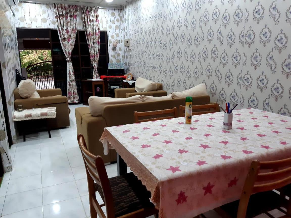 Bemban Garden Homestay Batu Gajah Luaran gambar